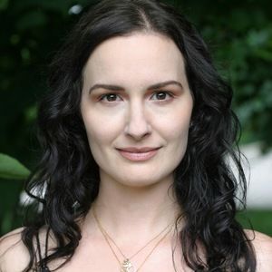 Meet your Posher, Desiree